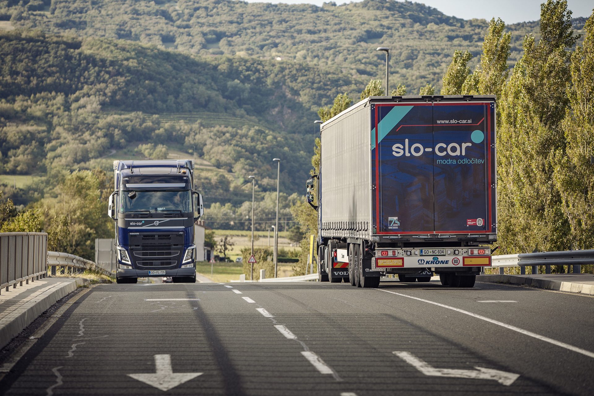 slo-car_TOP_06